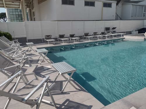 Ferretti Beach Hotel, Pool