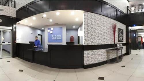 Holiday Inn Express Hotel & Suites Graham by IHG, Reception