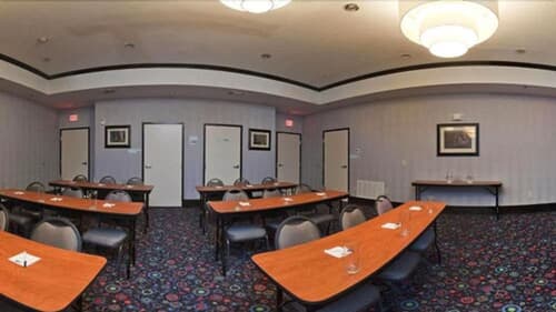 Holiday Inn Express Hotel & Suites Graham by IHG, Meeting facility
