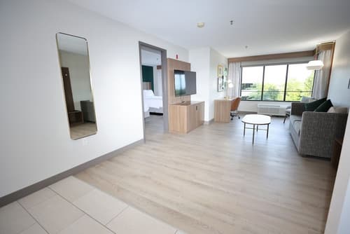 Holiday Inn St. Louis Fairview Heights by IHG