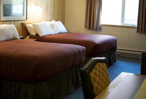 Aspen Village Inn