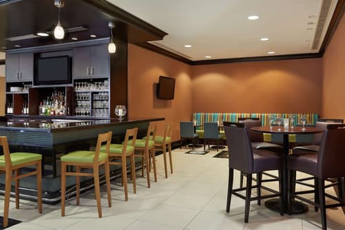 Hilton Garden Inn Toronto Airport West/Mississauga, Restaurant