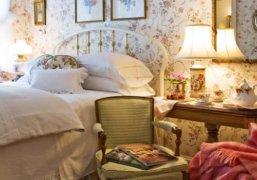 The Stockbridge Country Inn Closest B&B to Norman Rockwell Museum and Chesterwood, Room