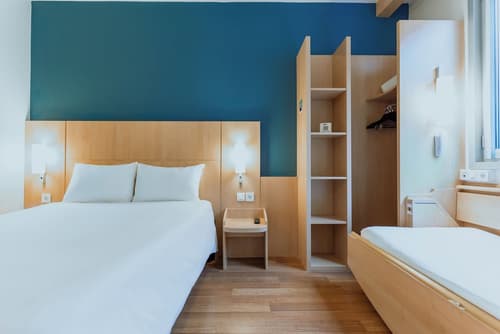 ibis Barcelona Glories 22