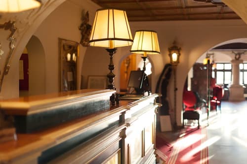 Atlas Grand Hotel, Reception