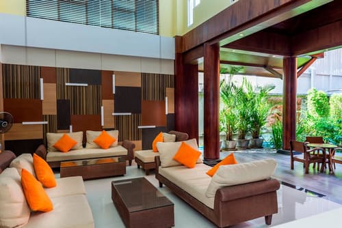 Nipa Resort, Lobby sitting area