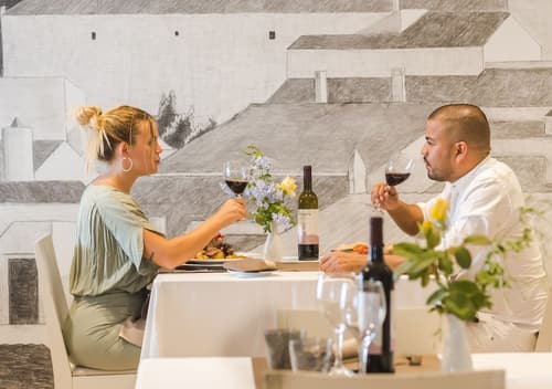 Hotel Jeni & Restaurant, Family dining