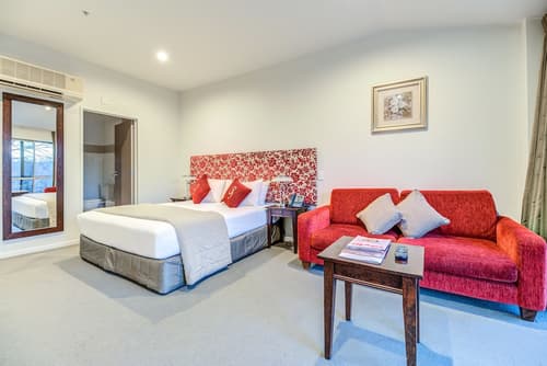 Parkview On Hagley, Room