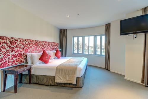 Parkview On Hagley, Room