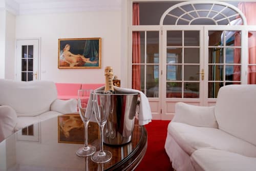 Grand Hotel Londra, Room