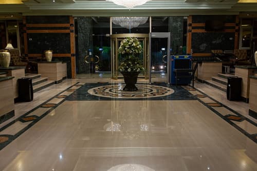 Triumph Plaza Hotel, Reception