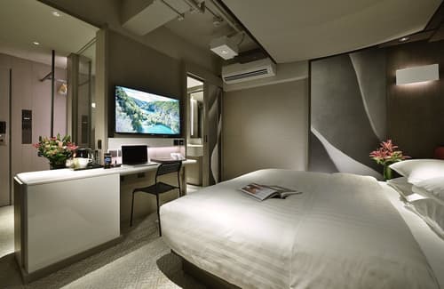Xi Hotel, Room