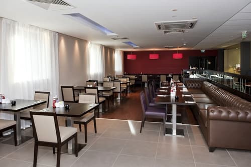 ibis Belfast Queens Quarter