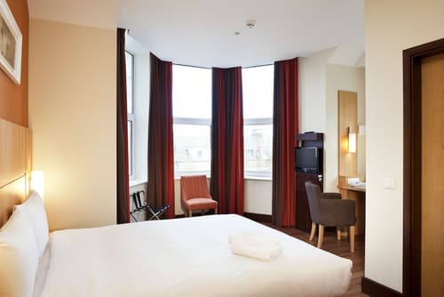 ibis Belfast Queens Quarter