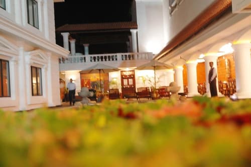 Anandha Inn Convention Centre and Suites