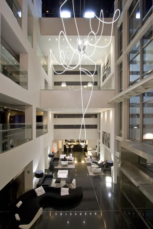 Axor Barajas, Interior entrance