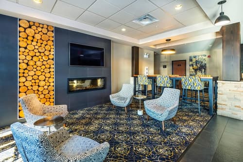 Quality Inn and Suites Petawawa, Lobby