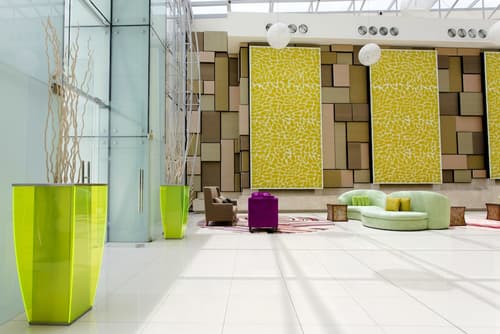 Traders Hotel, Qaryat Al Beri, Interior entrance