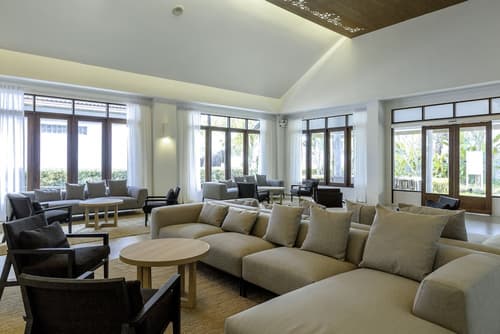 Sunwing Kamala Beach, Lobby sitting area