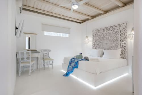 Zefi Hotel & Suites, Room