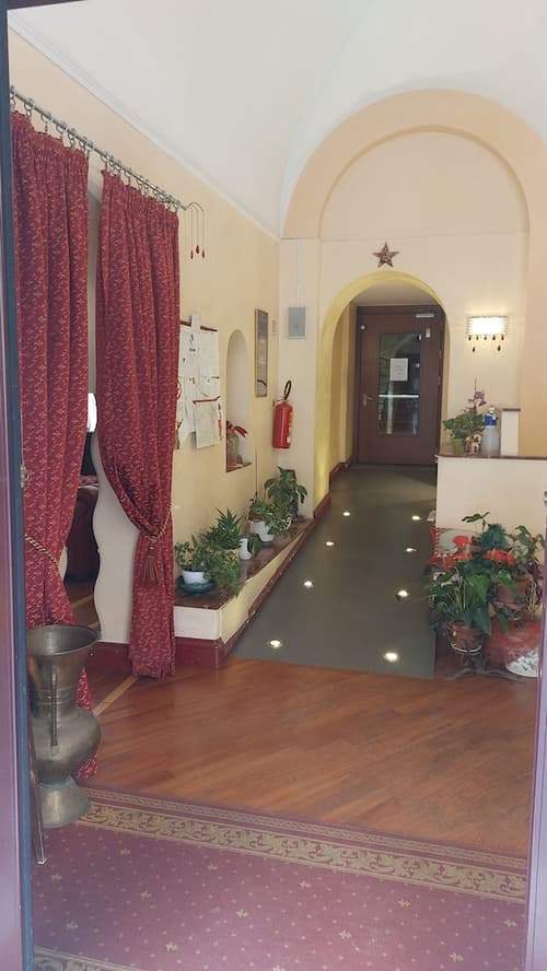 Hotel Demetra Capitolina, Interior entrance