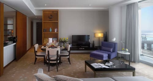 InterContinental Residence Suites Dubai Festival City by IHG