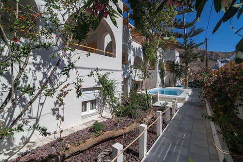 Hotel Amaryllis, Outdoor pool