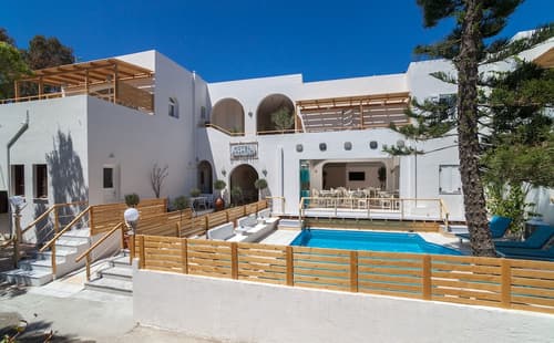 Hotel Amaryllis, Primary image