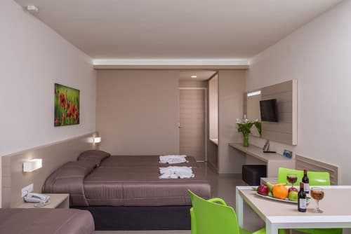 Atrion Hotel