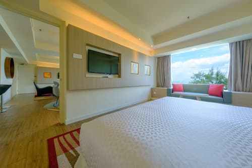 Mercure Penang Beach
