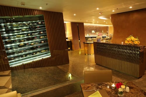 Harbour Plaza 8 Degrees