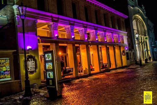 Hemingway Residence, Nightclub