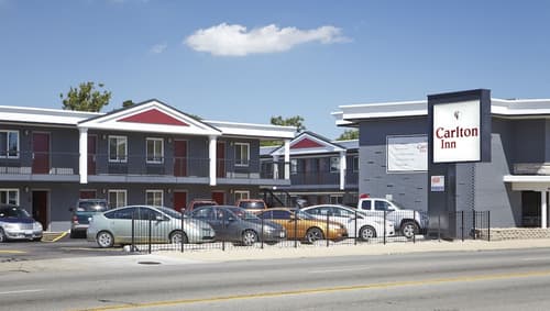 Carlton Inn Midway, Exterior