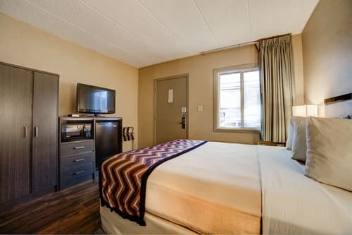 Carlton Inn Midway, Room