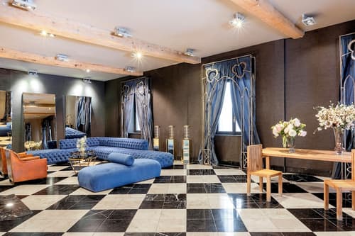 Pamplona Catedral Hotel, Reception