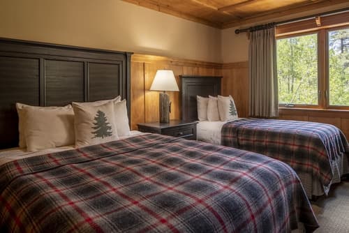 Tamarack Lodge and Resort, Room