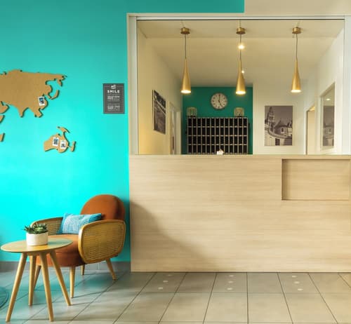 City Résidence Tours, Reception