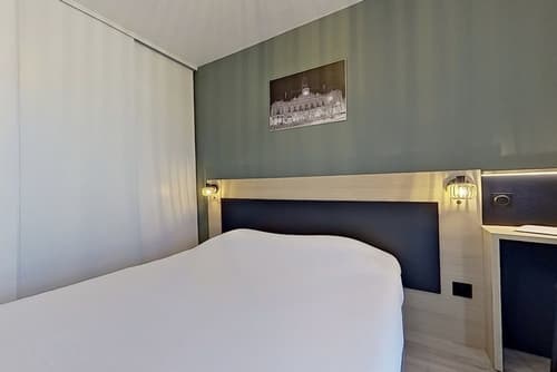 City Résidence Tours, Room