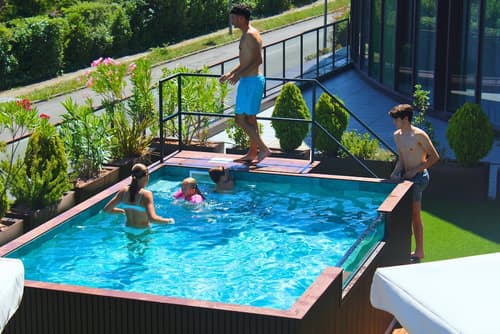 Jardines de Uleta Suites, Pool