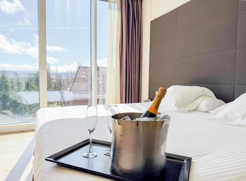 Jardines de Uleta Suites