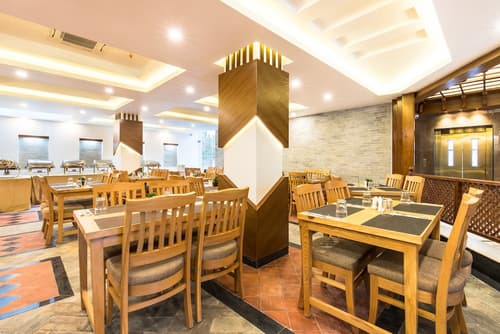 Hotel Landmark Kathmandu, Restaurant