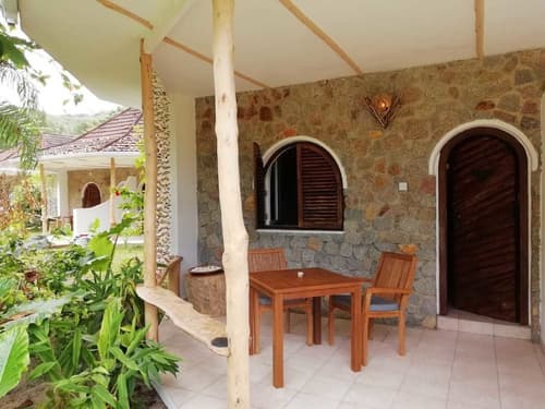 Bliss Hotel Praslin, Terrace/patio