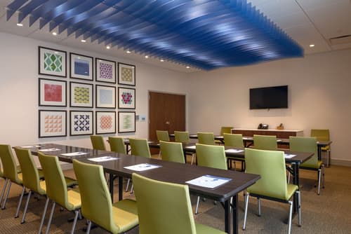 Holiday Inn Express & Suites Tulsa Downtown by IHG, Meeting facility