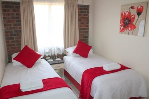 Flamingo Lodge