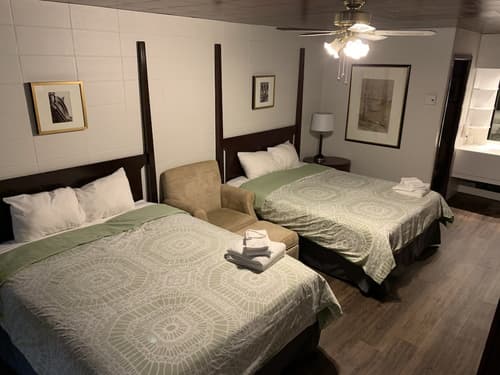 Auberge Pique-Nique, Room