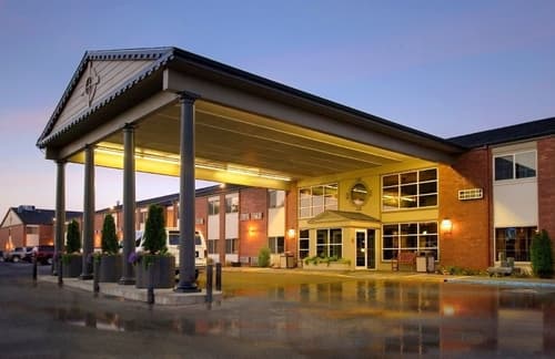 Heritage Inn, Exterior