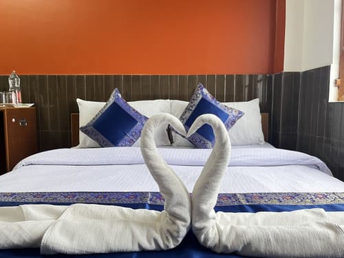 Family Guest House, Room