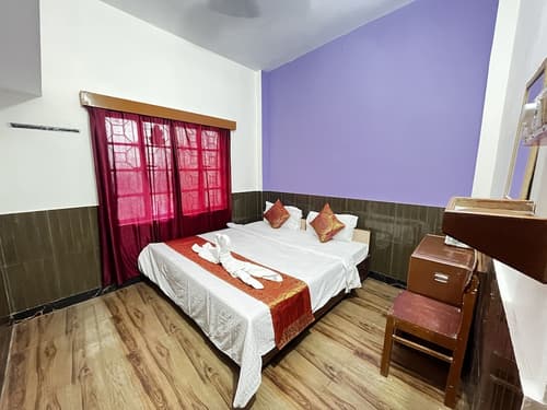 Family Guest House, Room