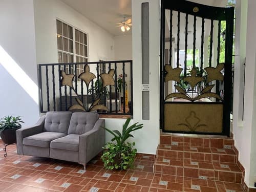 Placid Suites, Lobby sitting area