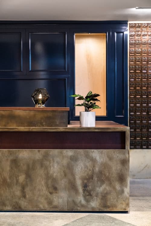 The Revolution Hotel, Reception